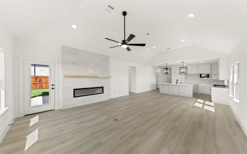 2503 Rolling Hills Drive, Melissa, TX 75454, 5 Habitaciones Habitaciones , ,3 BañosBaños,Residential,En Venta,2503 Rolling Hills Drive,0,21065923