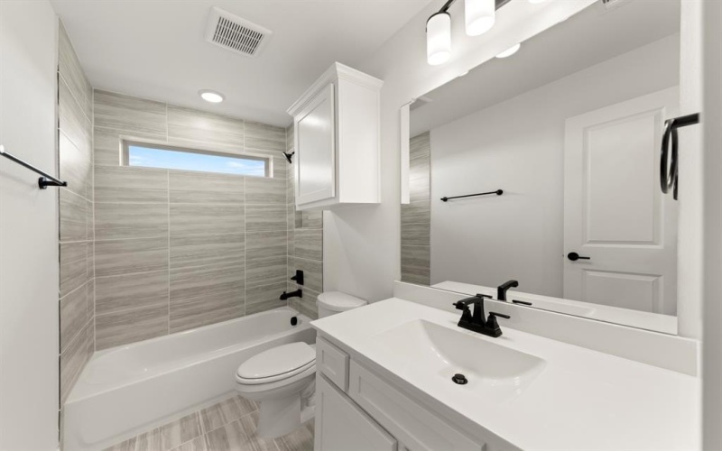 2503 Rolling Hills Drive, Melissa, TX 75454, 5 Habitaciones Habitaciones , ,3 BañosBaños,Residential,En Venta,2503 Rolling Hills Drive,0,21065923