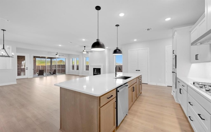 2085 Pine Grove Lane, Arlington, TX 76005, 2 Habitaciones Habitaciones , ,2 BañosBaños,Residential,En Venta,2085 Pine Grove Lane,0,21065927