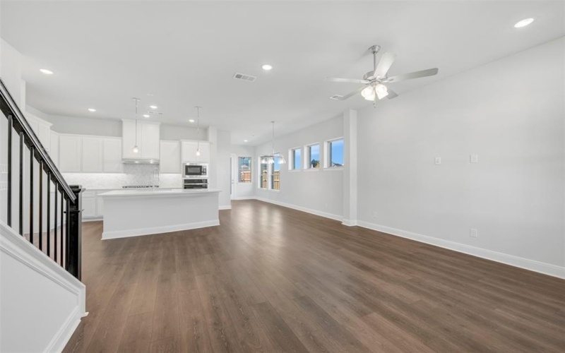 2204 Rolling Oaks Drive, Fort Worth, TX 76008, 3 Habitaciones Habitaciones , ,2 BañosBaños,Residential,En Venta,2204 Rolling Oaks Drive,0,21065940