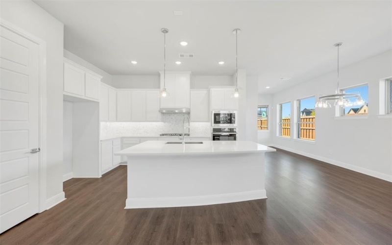 2204 Rolling Oaks Drive, Fort Worth, TX 76008, 3 Habitaciones Habitaciones , ,2 BañosBaños,Residential,En Venta,2204 Rolling Oaks Drive,0,21065940