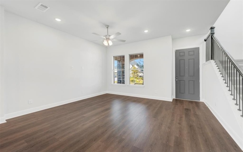 2204 Rolling Oaks Drive, Fort Worth, TX 76008, 3 Habitaciones Habitaciones , ,2 BañosBaños,Residential,En Venta,2204 Rolling Oaks Drive,0,21065940