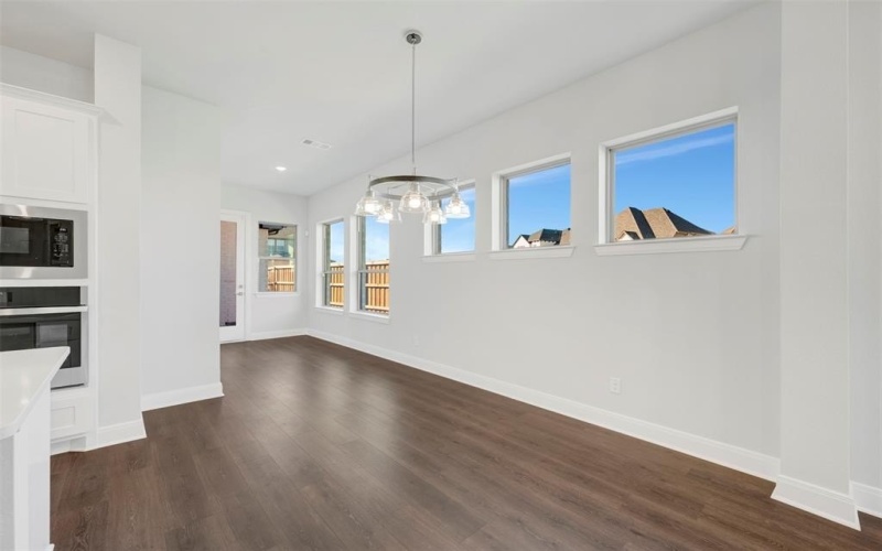 2204 Rolling Oaks Drive, Fort Worth, TX 76008, 3 Habitaciones Habitaciones , ,2 BañosBaños,Residential,En Venta,2204 Rolling Oaks Drive,0,21065940