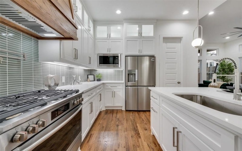 1234 Flanders Street, Dallas, TX 75208, 4 Habitaciones Habitaciones , ,3 BañosBaños,Residential,En Venta,1234 Flanders Street,0,21065951