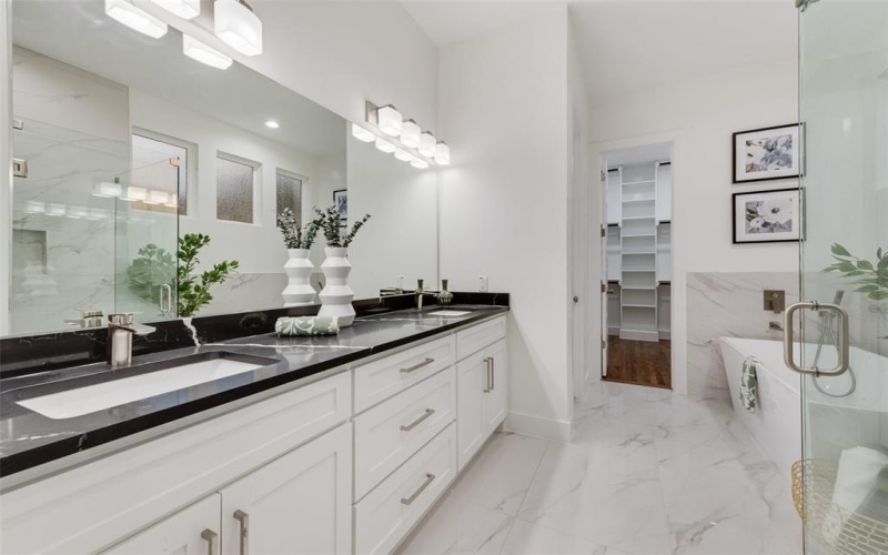 1234 Flanders Street, Dallas, TX 75208, 4 Habitaciones Habitaciones , ,3 BañosBaños,Residential,En Venta,1234 Flanders Street,0,21065951