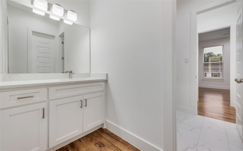 1234 Flanders Street, Dallas, TX 75208, 4 Habitaciones Habitaciones , ,3 BañosBaños,Residential,En Venta,1234 Flanders Street,0,21065951