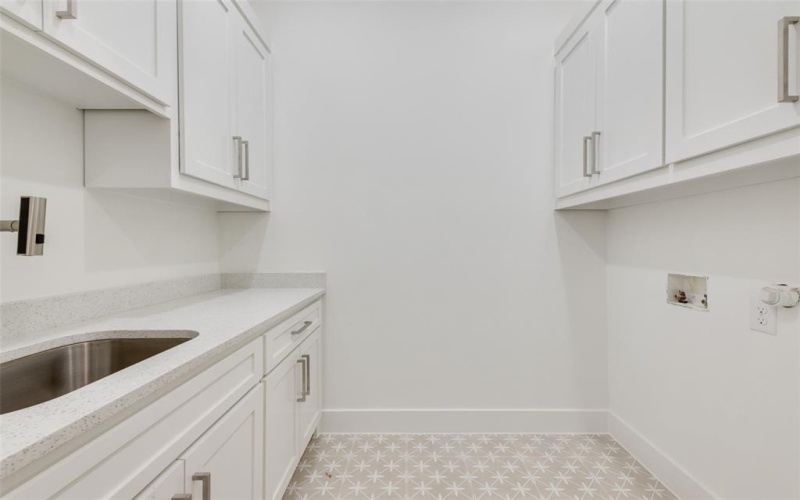 1234 Flanders Street, Dallas, TX 75208, 4 Habitaciones Habitaciones , ,3 BañosBaños,Residential,En Venta,1234 Flanders Street,0,21065951