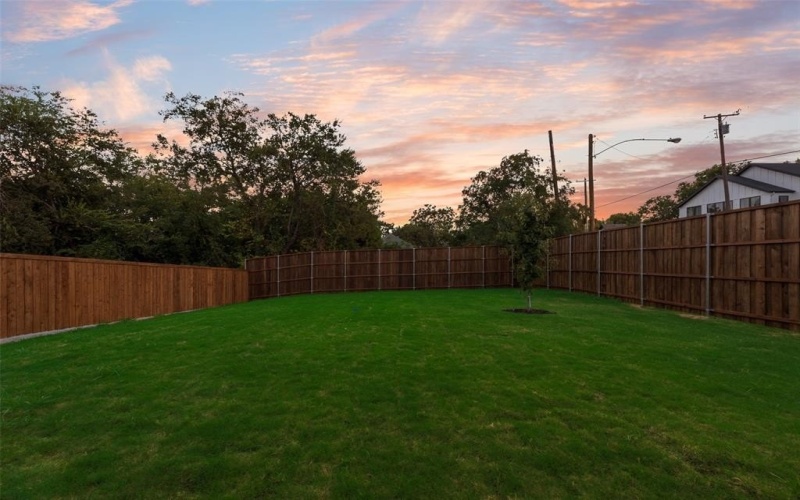 1234 Flanders Street, Dallas, TX 75208, 4 Habitaciones Habitaciones , ,3 BañosBaños,Residential,En Venta,1234 Flanders Street,0,21065951