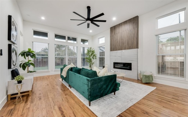 1234 Flanders Street, Dallas, TX 75208, 4 Habitaciones Habitaciones , ,3 BañosBaños,Residential,En Venta,1234 Flanders Street,0,21065951