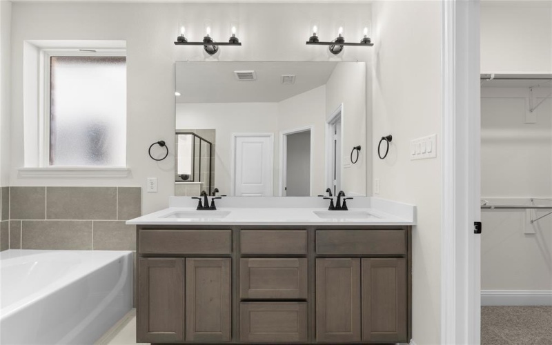 2122 NW Bloomsbury Lane, Forney, TX 75126, 4 Bedrooms Bedrooms, ,2 BathroomsBathrooms,Residential,For Sale,2122 NW Bloomsbury Lane,0,21065959