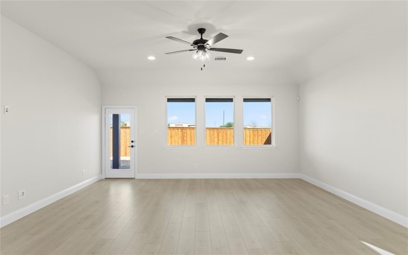 2122 NW Bloomsbury Lane, Forney, TX 75126, 4 Bedrooms Bedrooms, ,2 BathroomsBathrooms,Residential,For Sale,2122 NW Bloomsbury Lane,0,21065959