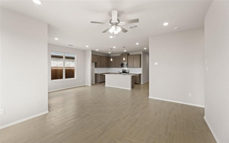 2368 High Plain, Waxahachie, TX 75167, 3 Bedrooms Bedrooms, ,2 BathroomsBathrooms,Residential,For Sale,2368 High Plain,0,21065992