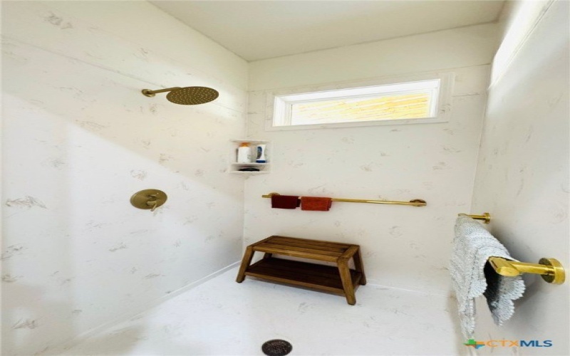 314 Mckenzie, Gatesville, TX 76528, 4 Bedrooms Bedrooms, ,3 BathroomsBathrooms,Residential,For Sale,314 Mckenzie,0,593061