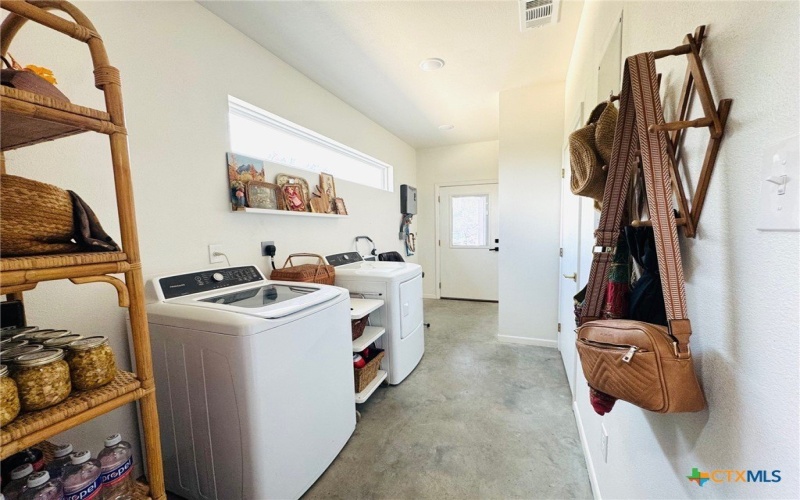 314 Mckenzie, Gatesville, TX 76528, 4 Bedrooms Bedrooms, ,3 BathroomsBathrooms,Residential,For Sale,314 Mckenzie,0,593061