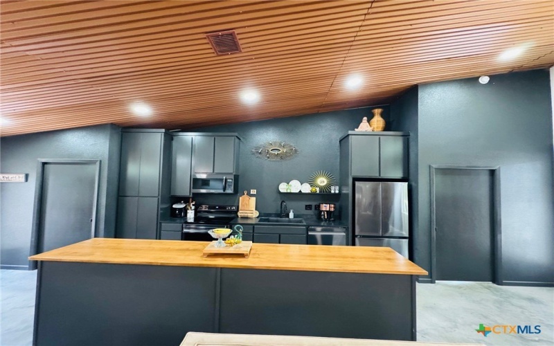 314 Mckenzie, Gatesville, TX 76528, 4 Bedrooms Bedrooms, ,3 BathroomsBathrooms,Residential,For Sale,314 Mckenzie,0,593061