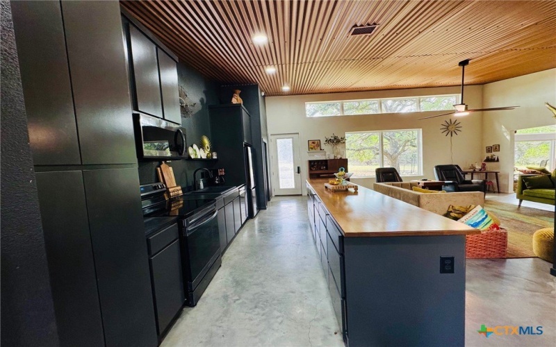 314 Mckenzie, Gatesville, TX 76528, 4 Bedrooms Bedrooms, ,3 BathroomsBathrooms,Residential,For Sale,314 Mckenzie,0,593061