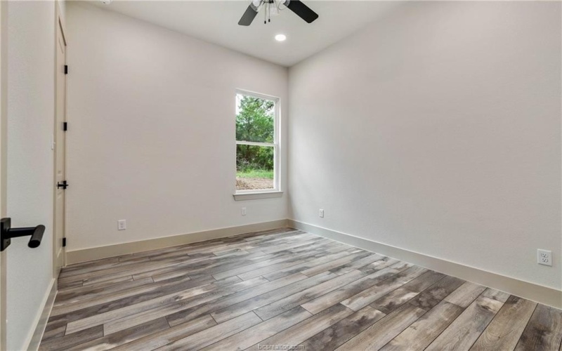 5847 Thousand Oaks Road, College Station, TX 77845, 4 Bedrooms Bedrooms, ,2 BathroomsBathrooms,Residential,For Sale,5847 Thousand Oaks Road,0,25010063