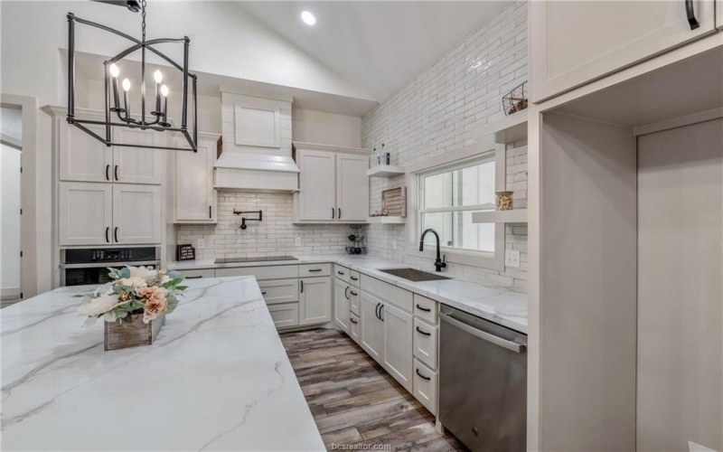 5847 Thousand Oaks Road, College Station, TX 77845, 4 Bedrooms Bedrooms, ,2 BathroomsBathrooms,Residential,For Sale,5847 Thousand Oaks Road,0,25010063