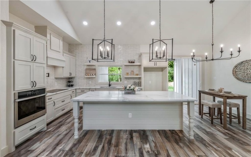 5847 Thousand Oaks Road, College Station, TX 77845, 4 Bedrooms Bedrooms, ,2 BathroomsBathrooms,Residential,For Sale,5847 Thousand Oaks Road,0,25010063
