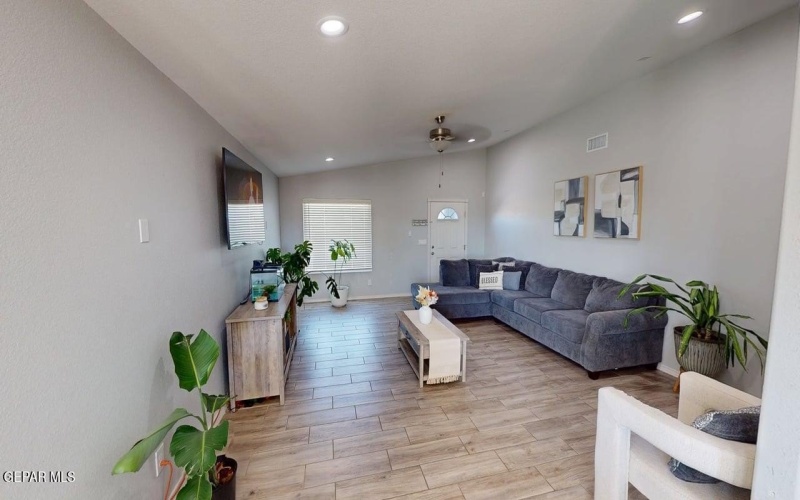 11511 LEONOR DURAN Street, El Paso, TX 79927, 4 Habitaciones Habitaciones , ,1 BañoBaños,Residential,En Venta,11511 LEONOR DURAN Street,0,930669