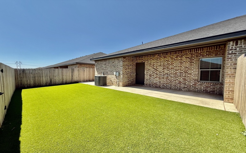 5881 Urbana Pl, Lubbock, TX 79407, 11 Bedrooms Bedrooms, ,8 BathroomsBathrooms,Residential Multi Family,For Sale,5881 Urbana Pl,0,202560814