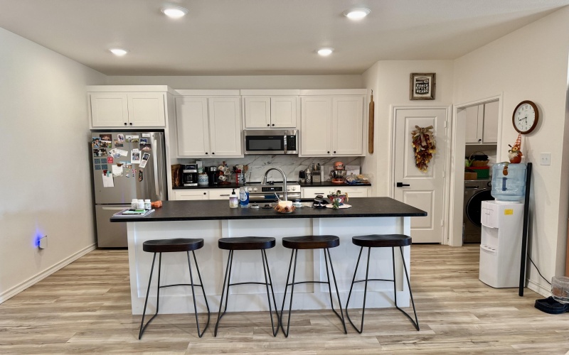 5881 Urbana Pl, Lubbock, TX 79407, 11 Bedrooms Bedrooms, ,8 BathroomsBathrooms,Residential Multi Family,For Sale,5881 Urbana Pl,0,202560814