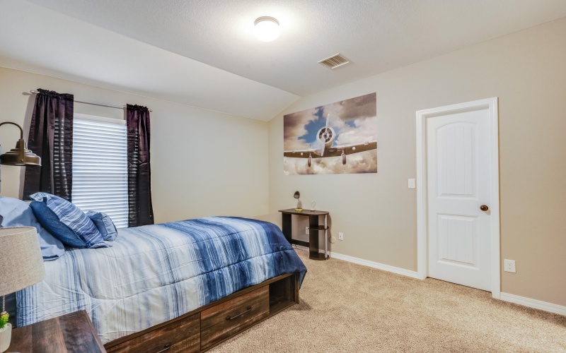 13825 Summer Valley Avenue, El Paso, TX 79928, 4 Bedrooms Bedrooms, ,3 BathroomsBathrooms,Residential,For Sale,13825 Summer Valley Avenue,921123