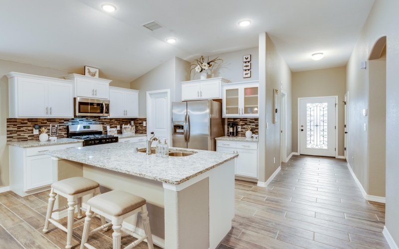 13825 Summer Valley Avenue, El Paso, TX 79928, 4 Bedrooms Bedrooms, ,3 BathroomsBathrooms,Residential,For Sale,13825 Summer Valley Avenue,921123