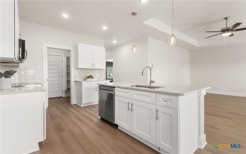 952 Rimrock Cove, Spring Branch, TX 78070, 3 Habitaciones Habitaciones , ,2 BañosBaños,Residential,En Venta,952 Rimrock Cove,0,593275