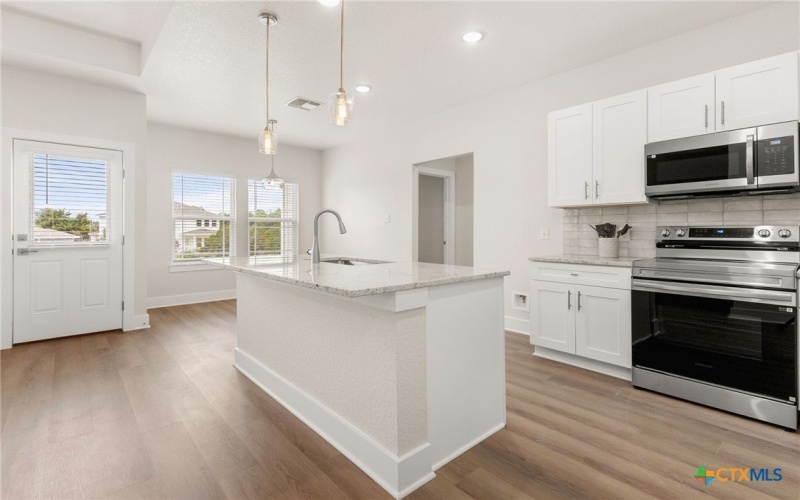 952 Rimrock Cove, Spring Branch, TX 78070, 3 Habitaciones Habitaciones , ,2 BañosBaños,Residential,En Venta,952 Rimrock Cove,0,593275