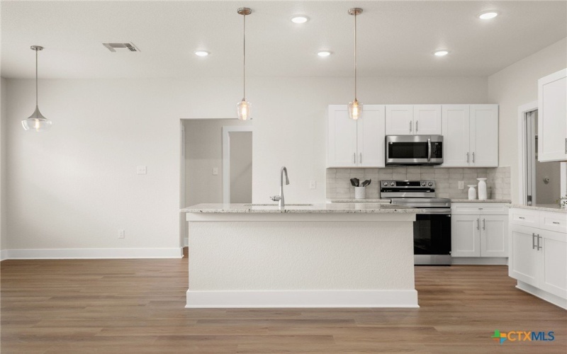 952 Rimrock Cove, Spring Branch, TX 78070, 3 Habitaciones Habitaciones , ,2 BañosBaños,Residential,En Venta,952 Rimrock Cove,0,593275