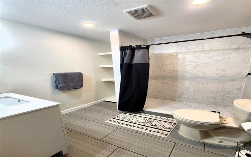 5795 FM 513 S, Lone Oak, TX 75453, 5 Bedrooms Bedrooms, ,5 BathroomsBathrooms,Residential,For Sale,5795 FM 513 S,0,21061840