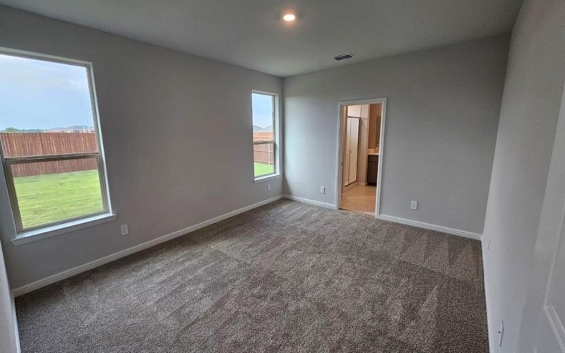 617 AMBER FIELDS Drive, Denton, TX 76259, 4 Habitaciones Habitaciones , ,2 BañosBaños,Residential,En Venta,617 AMBER FIELDS Drive,0,21064891