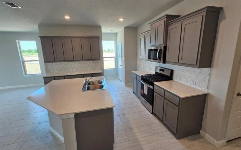 7745 TUSCARORA Drive, Denton, TX 76259, 4 Habitaciones Habitaciones , ,2 BañosBaños,Residential,En Venta,7745 TUSCARORA Drive,0,21065096