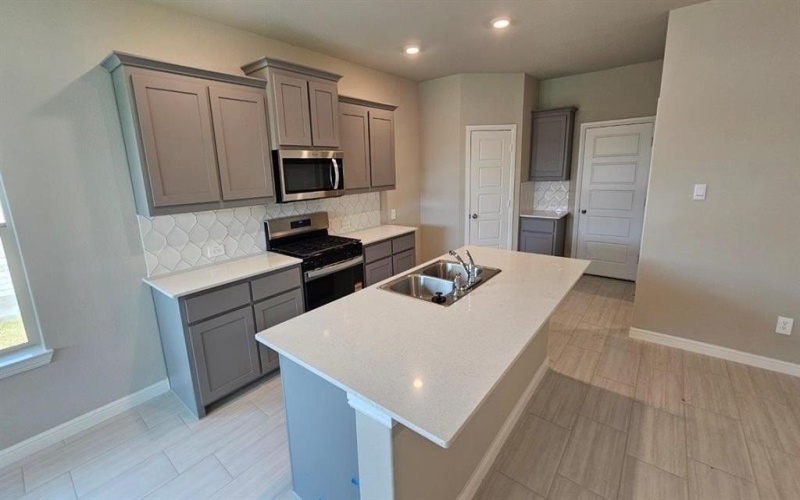 7705 TUSCARORA Drive, Denton, TX 76259, 4 Bedrooms Bedrooms, ,2 BathroomsBathrooms,Residential,For Sale,7705 TUSCARORA Drive,0,21065175