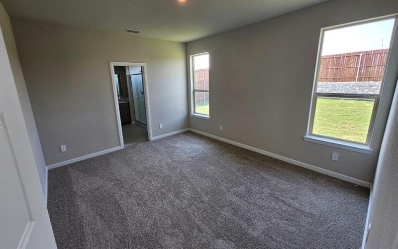 7705 TUSCARORA Drive, Denton, TX 76259, 4 Bedrooms Bedrooms, ,2 BathroomsBathrooms,Residential,For Sale,7705 TUSCARORA Drive,0,21065175
