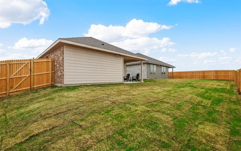 7516 MISTY CREEK Drive, Denton, TX 76259, 3 Habitaciones Habitaciones , ,2 BañosBaños,Residential,En Venta,7516 MISTY CREEK Drive,0,21065237