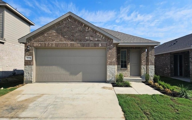 7516 MISTY CREEK Drive, Denton, TX 76259, 3 Habitaciones Habitaciones , ,2 BañosBaños,Residential,En Venta,7516 MISTY CREEK Drive,0,21065237