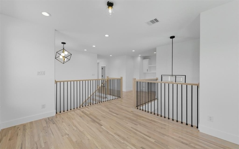 3003 Oak Bourne Drive, Arlington, TX 76016, 5 Habitaciones Habitaciones , ,3 BañosBaños,Residential,En Venta,3003 Oak Bourne Drive,0,21065779
