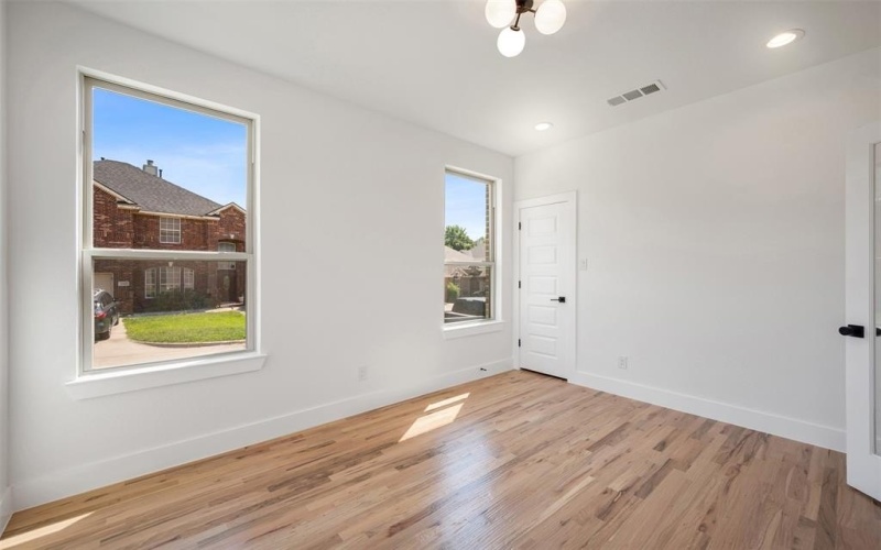 3003 Oak Bourne Drive, Arlington, TX 76016, 5 Habitaciones Habitaciones , ,3 BañosBaños,Residential,En Venta,3003 Oak Bourne Drive,0,21065779