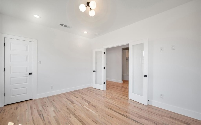 3003 Oak Bourne Drive, Arlington, TX 76016, 5 Habitaciones Habitaciones , ,3 BañosBaños,Residential,En Venta,3003 Oak Bourne Drive,0,21065779