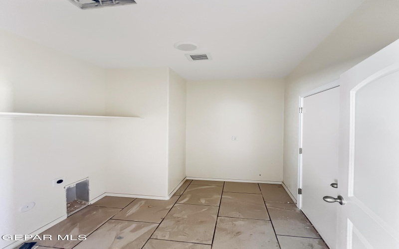 15248 Hunch Court, El Paso, TX 79938, 3 Habitaciones Habitaciones , ,1 BañoBaños,Residential,En Venta,15248 Hunch Court,921330