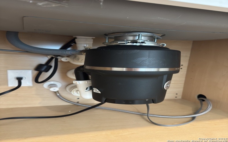 631 E Carolina unit: 4 #4, San Antonio, TX 78210, 2 Habitaciones Habitaciones , ,1 BañoBaños,Residential,En Venta,631 E Carolina unit: 4,0,1909421