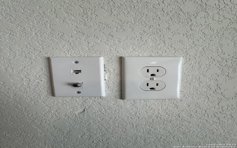 631 E Carolina unit: 4 #4, San Antonio, TX 78210, 2 Habitaciones Habitaciones , ,1 BañoBaños,Residential,En Venta,631 E Carolina unit: 4,0,1909421