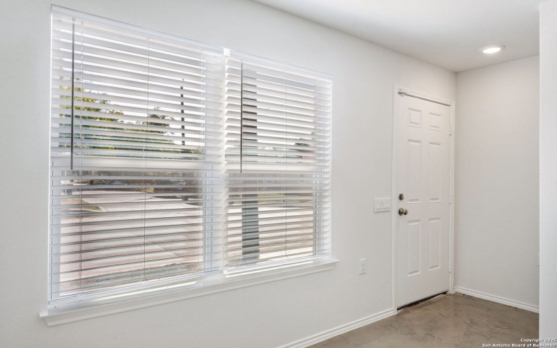 631 E Carolina unit: 4 #4, San Antonio, TX 78210, 2 Habitaciones Habitaciones , ,1 BañoBaños,Residential,En Venta,631 E Carolina unit: 4,0,1909421