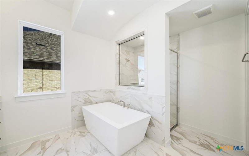 367 Muddy Creek, Kyle, TX 78640, 4 Bedrooms Bedrooms, ,5 BathroomsBathrooms,Residential,For Sale,367 Muddy Creek,0,573819