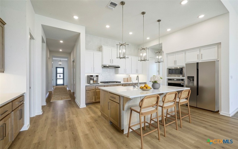 367 Muddy Creek, Kyle, TX 78640, 4 Bedrooms Bedrooms, ,5 BathroomsBathrooms,Residential,For Sale,367 Muddy Creek,0,573819