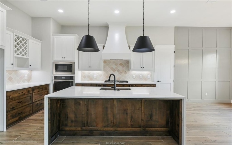 6609 Ridgeview Estates Lane, Bryan, TX 77808, 4 Bedrooms Bedrooms, ,3 BathroomsBathrooms,Residential,For Sale,6609 Ridgeview Estates Lane,0,25009922