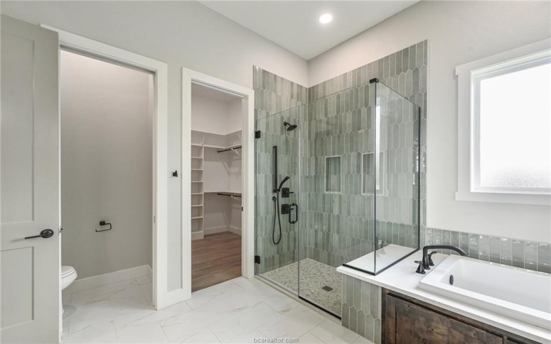 6609 Ridgeview Estates Lane, Bryan, TX 77808, 4 Bedrooms Bedrooms, ,3 BathroomsBathrooms,Residential,For Sale,6609 Ridgeview Estates Lane,0,25009922