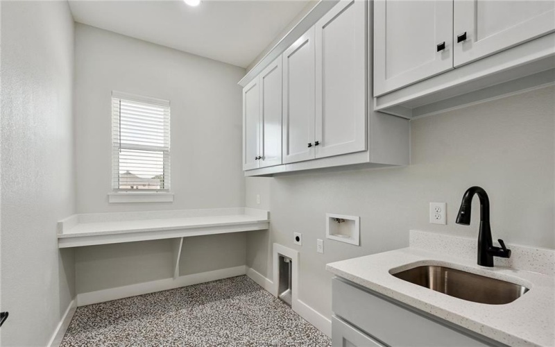 6609 Ridgeview Estates Lane, Bryan, TX 77808, 4 Bedrooms Bedrooms, ,3 BathroomsBathrooms,Residential,For Sale,6609 Ridgeview Estates Lane,0,25009922